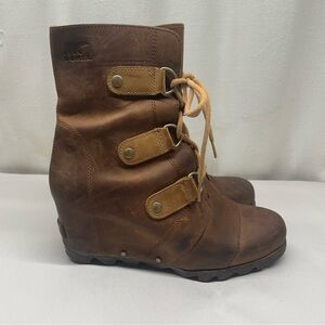 Sorel Joan of Arctic Wedge Boots Brown Leather Lace Up Size 9